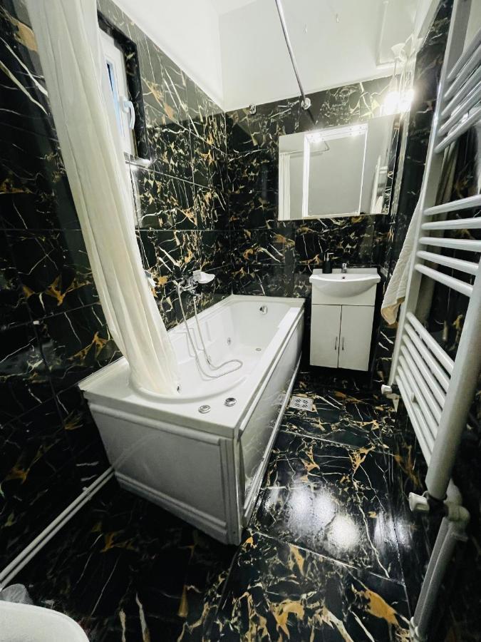 Vila Cris Apartments Năvodari Εξωτερικό φωτογραφία